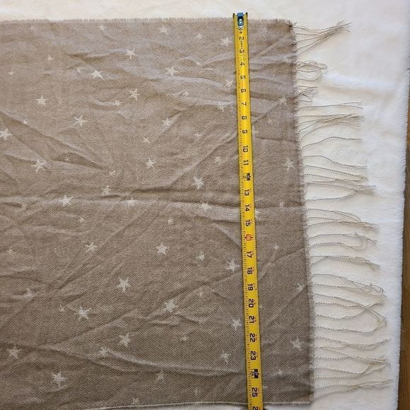 Scarf - Picture 7 of 10